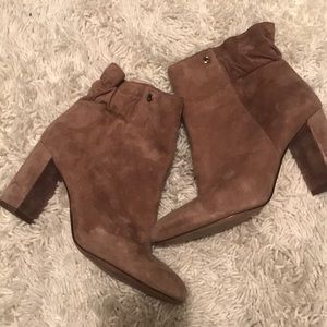 Louise Et Cie tan suede booties